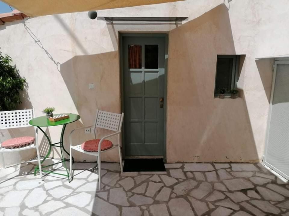 Rodomelo Cute Studio 2 Leonídion Екстериор снимка