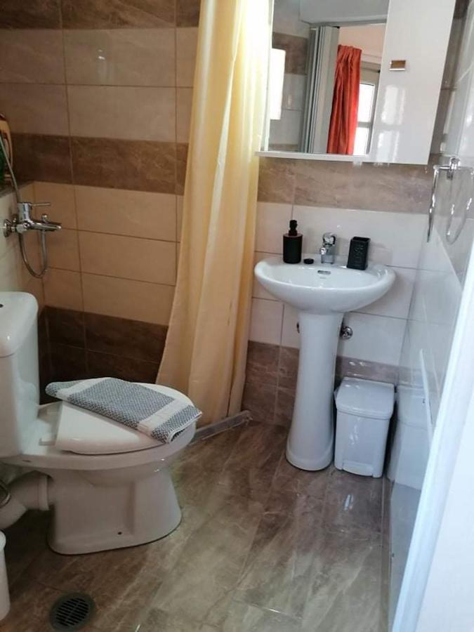 Rodomelo Cute Studio 2 Leonídion Екстериор снимка