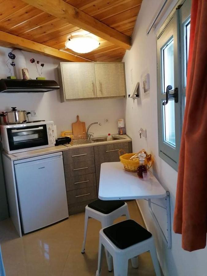 Rodomelo Cute Studio 2 Leonídion Екстериор снимка